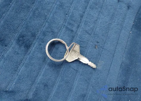 1983 Toyota Supra z USA, uszkodzony, nr VIN JT2MA67LXD0048279